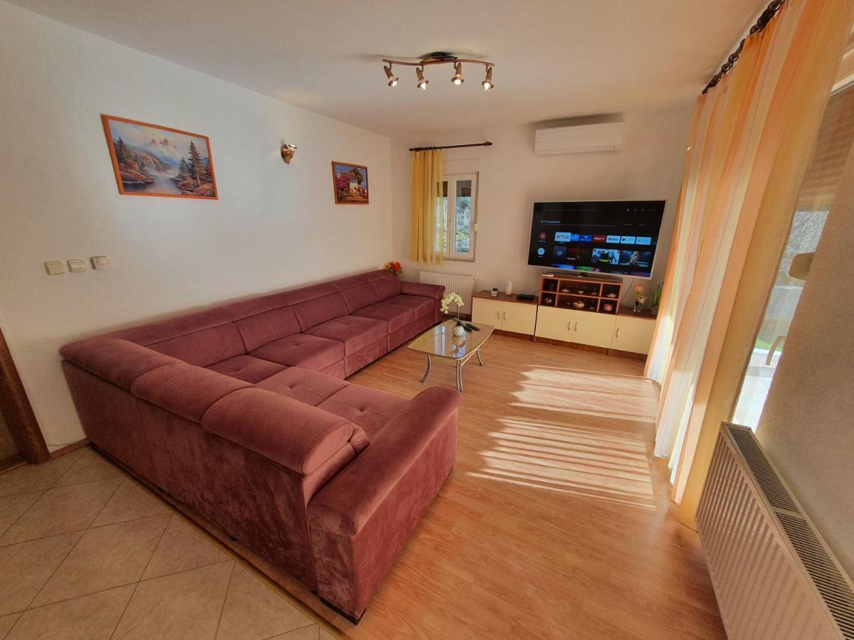 Villa Zvonimir Zagvozd Екстериор снимка