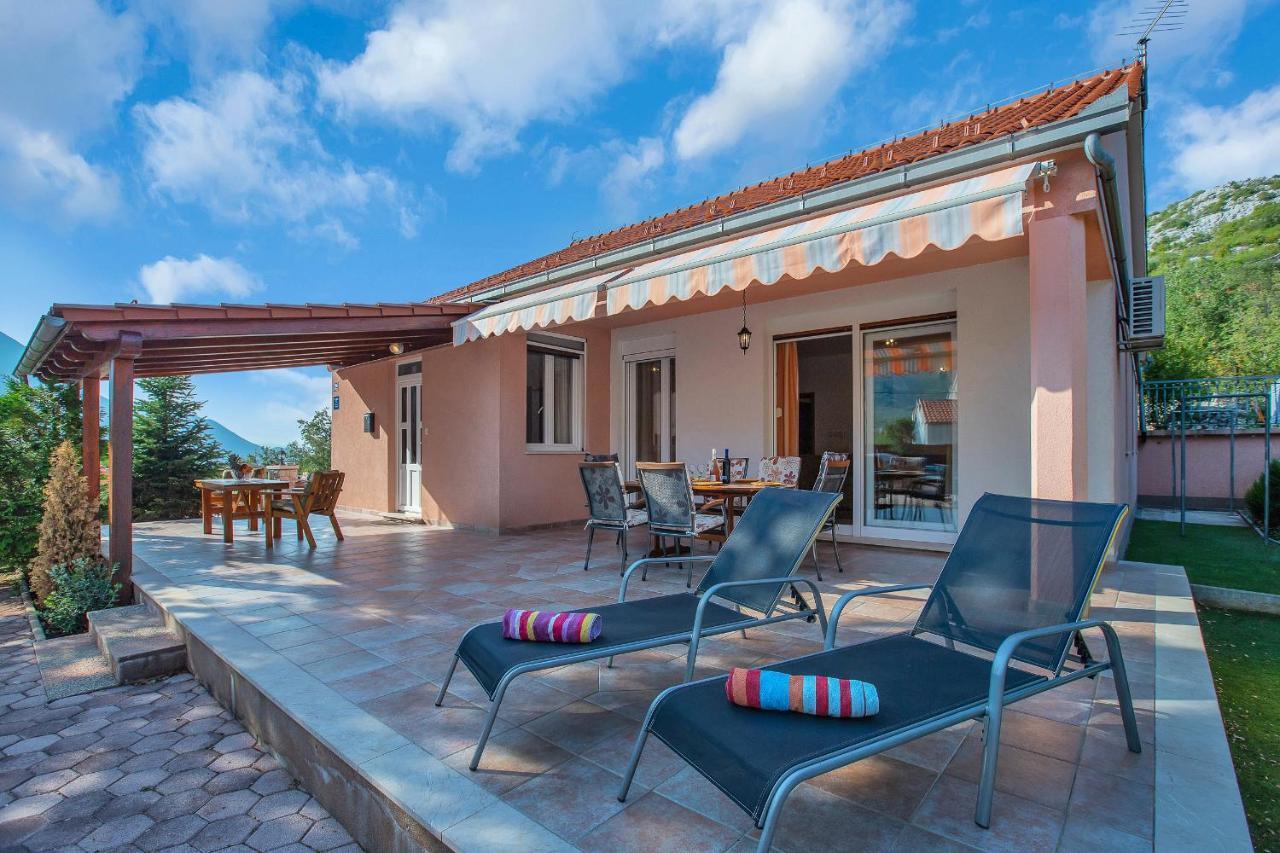 Villa Zvonimir Zagvozd Екстериор снимка